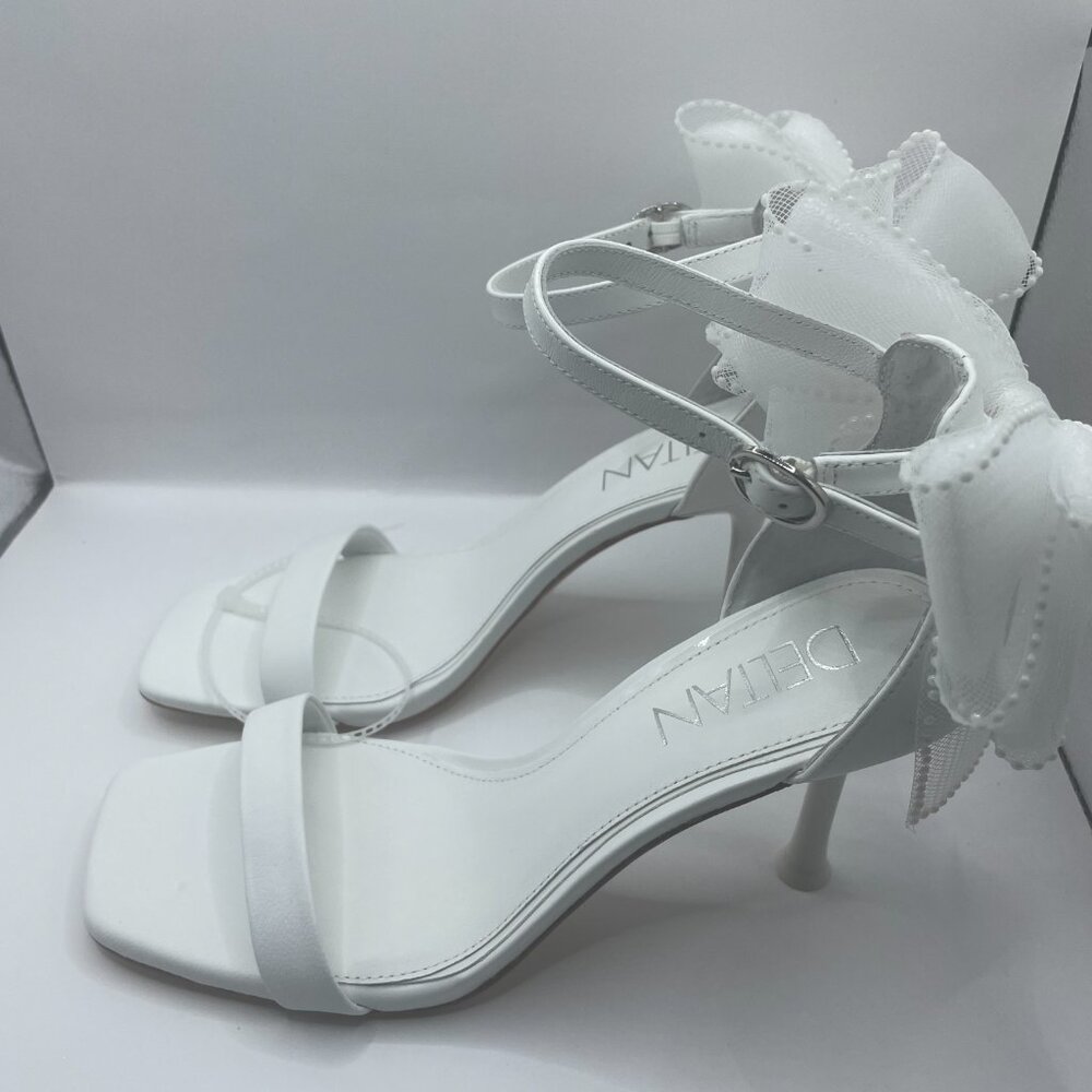 DELTAN BOW DRESS SANDALS (8.5) - Picture 4 of 13